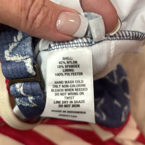 TRUE CRAFT PATRIOTIC CENTER CUT OUT ONE Piece - Picture 7 of 7